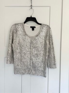 White House Black Market Sequin Knit Sweater Top Medium Silver Gray Glam Stretch